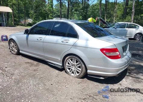 2008 Mercedes-Benz C 300 Luxury 4Matic/Sport 4Matic из США, поврежденный, VIN WDDGF81X08F117289
